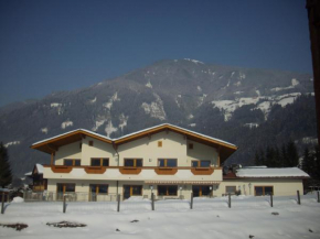 Гостиница Ferienhaus Zillertal, Штум